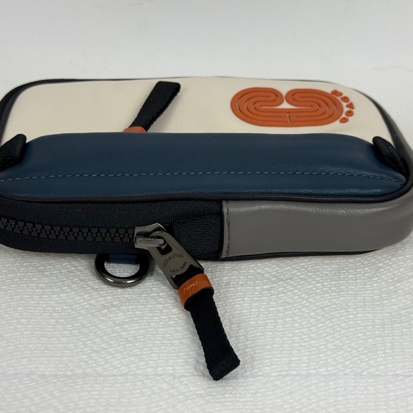 Genuine Men's COACH North South ColorBlock Leather Belt Bag Pouch Wallet - Picture 5 of 14